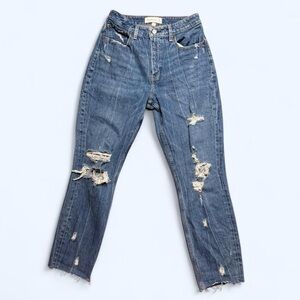 Abercrombie & Fitch Curve Love High-Rise Mom Jeans